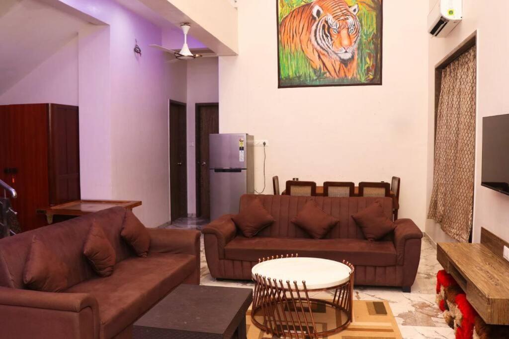 Gk Beach House 5Bhk Pvt Pool Villa Mumbai Exteriör bild